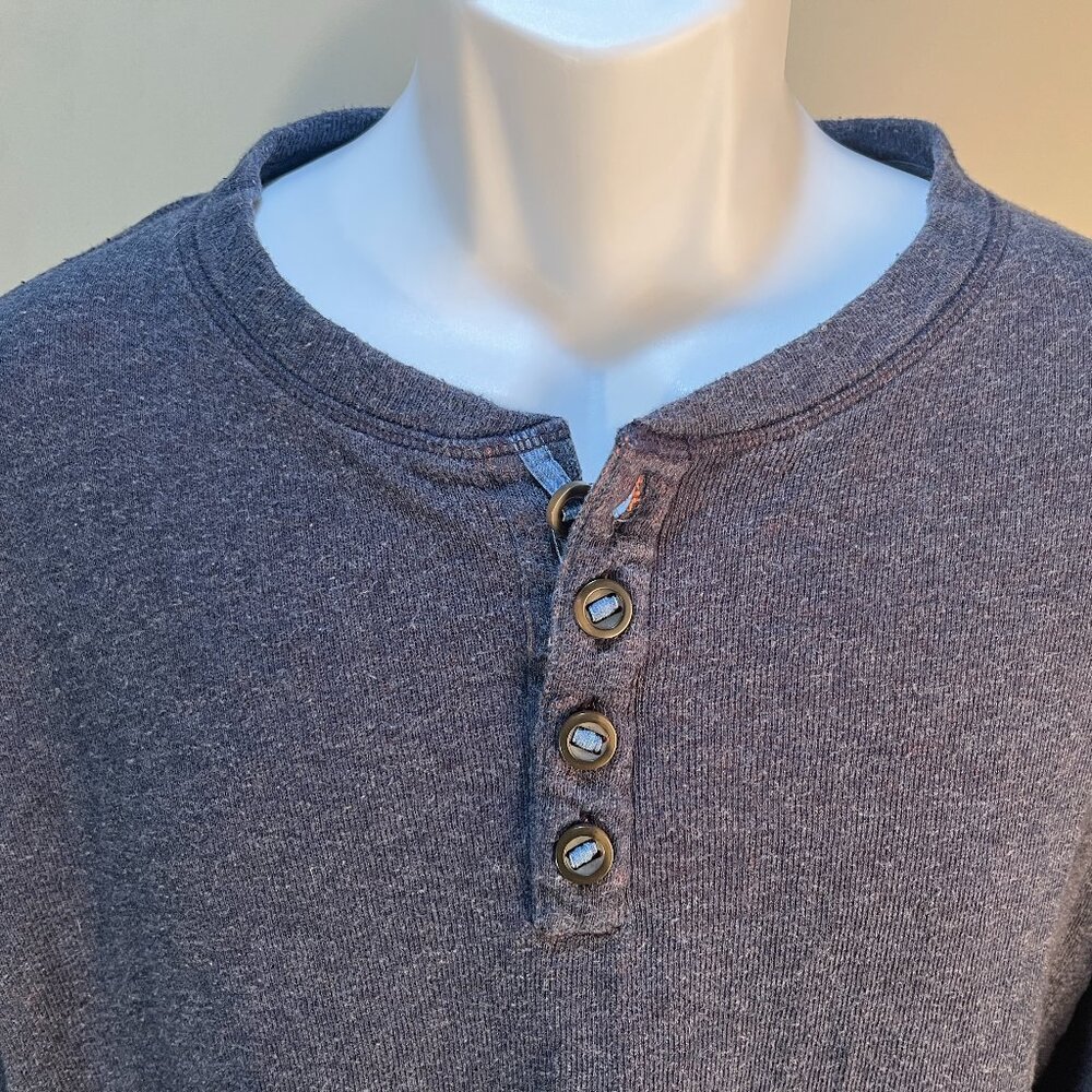 Carbon 2 Cobalt Men’s Medium Tall Dark Blue Henley Sweater Shirt 🔥 LS 🧵